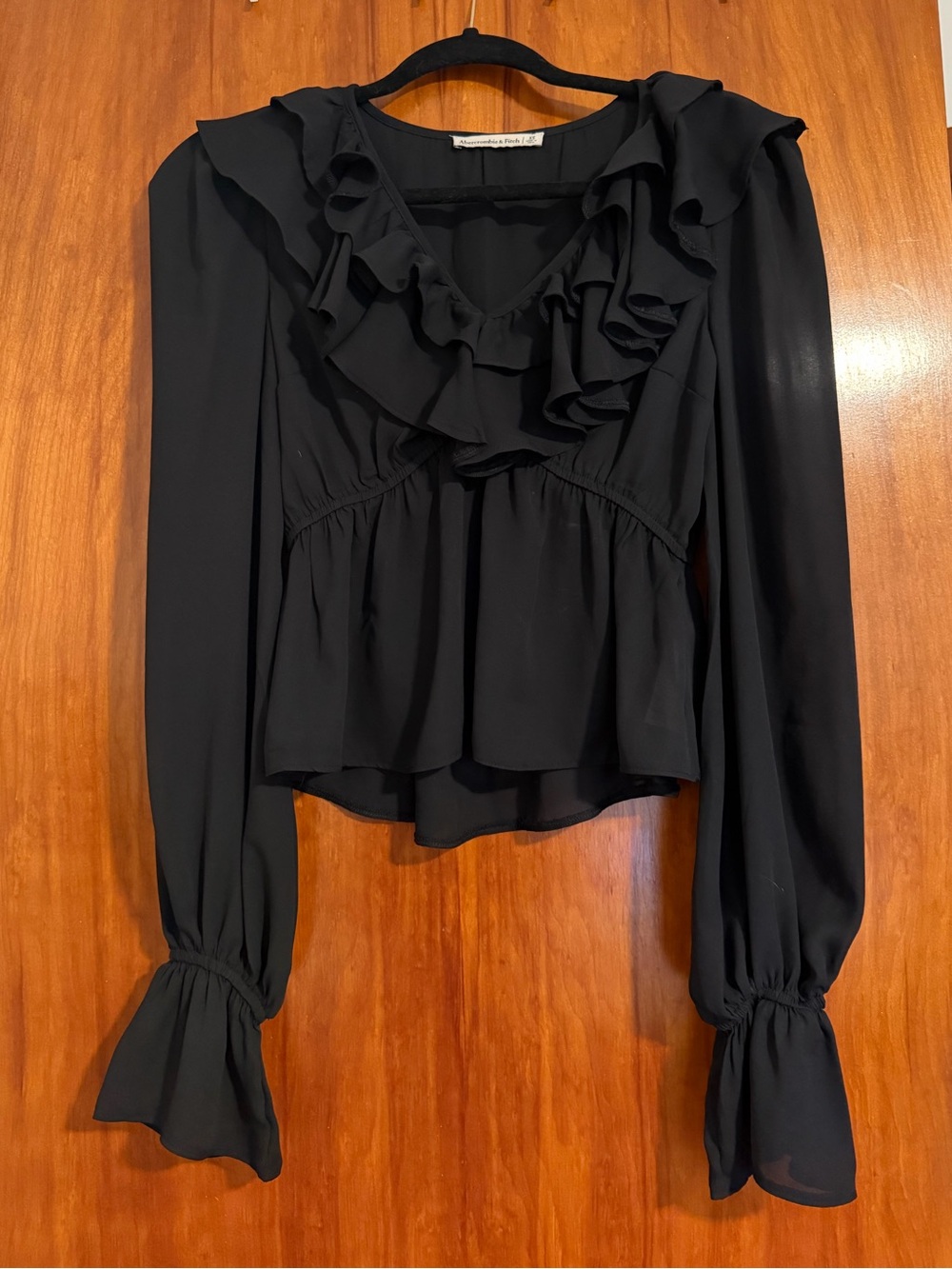 Abercrombie & Fitch Ruffled V-Neck Long Sleeve Blouse - Black